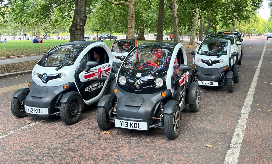 Image 2: Karts of London Guided Tour: Iconic Landmarks, Unforgettable Thrills