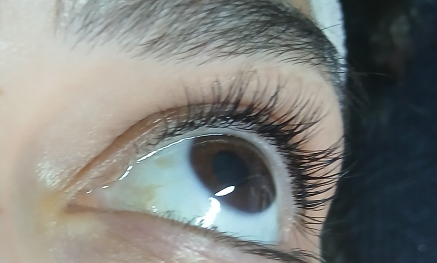 Image 3: Up to 38% Off on Eyelash Lifting at New Skin by Courtney
