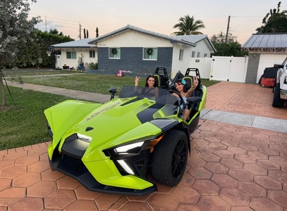 1 Hour Slingshot Rentals - Slingshot & Jetski Rentals