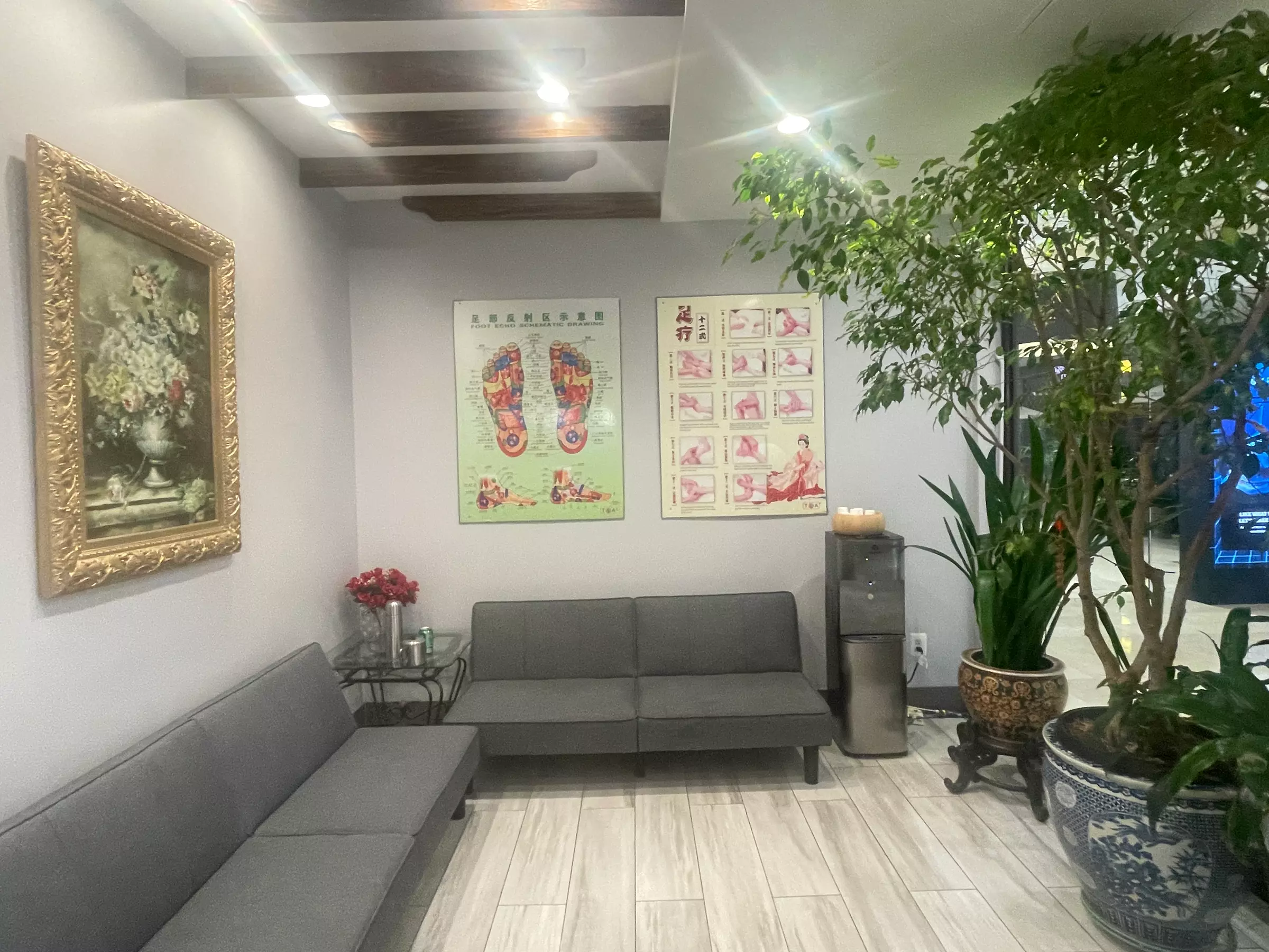 Recover, Relax, Renew: One Hour of Professional Deep Tissue Therapy for up to 50% Off at Relax Station