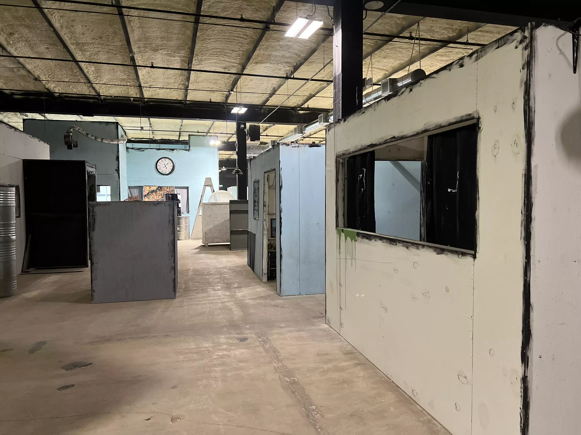 All-Day Indoor Airsoft with Rental – Weekday & Weekend Options
