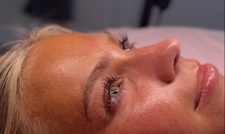 One Eyelash Lift Treatment - Glam by Merann