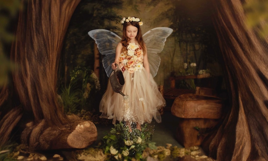 Image 10: Capture Memories: Fairy Tale or Princess Photoshoot