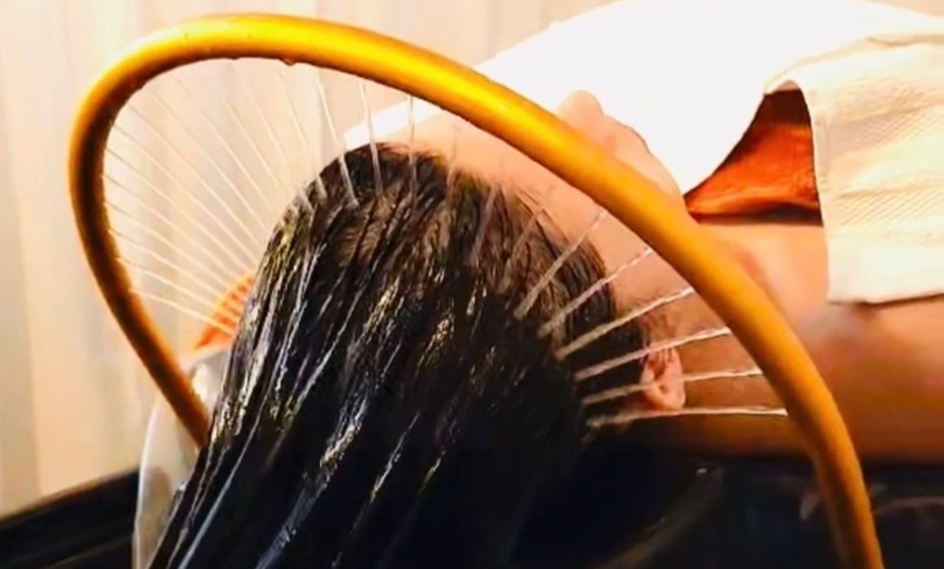 Image 2: Scalp Care with Detox or Massage – 45/60-Min Relaxation Sessions! 