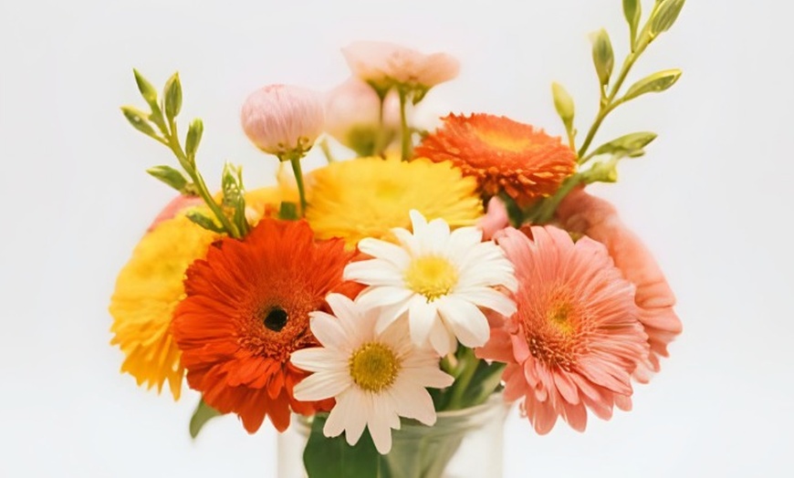 Image 4: Ramo de flores de diseño artesanal en tamaño mediano, grande o XL