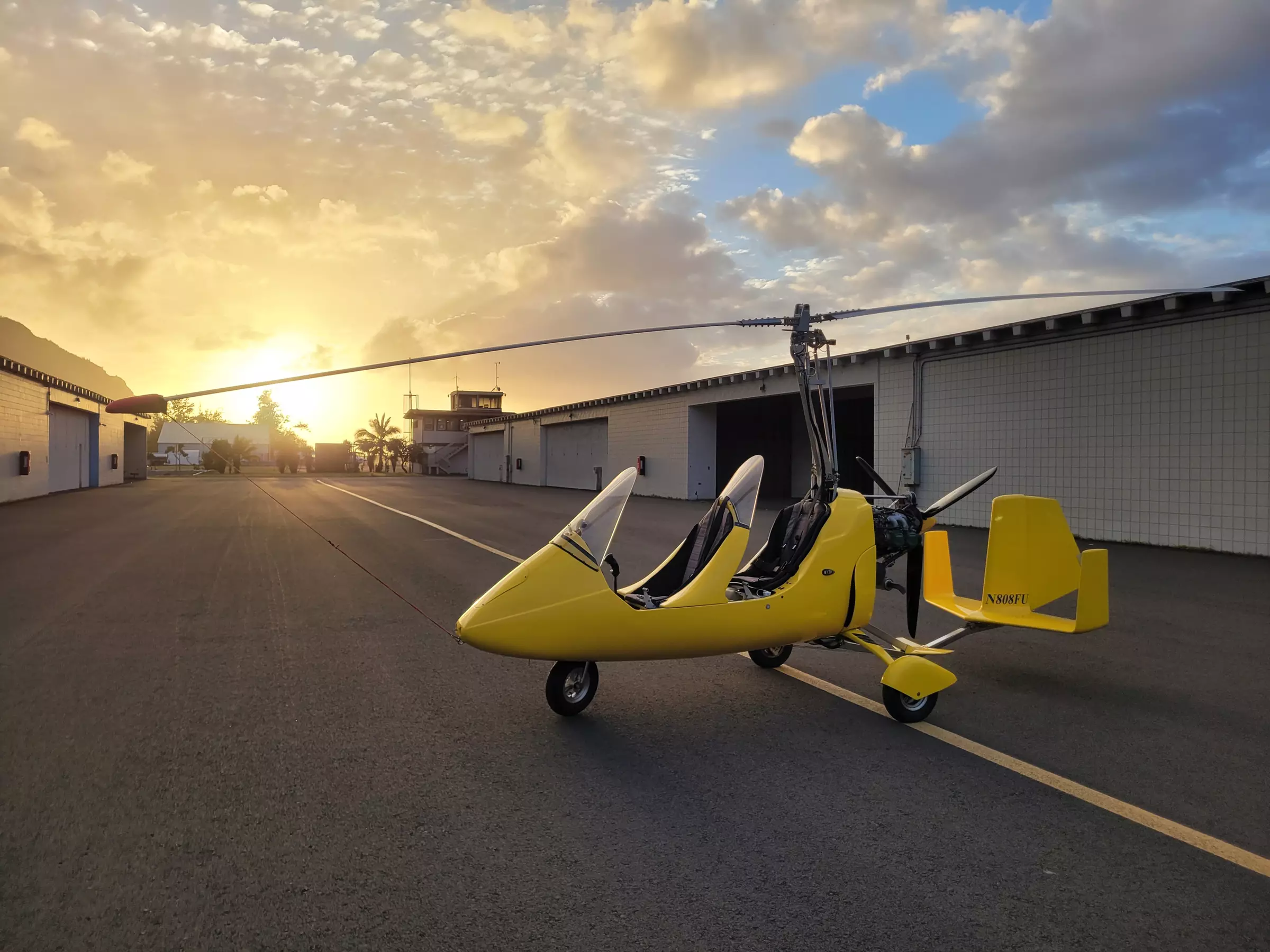 Explore Oahu's Sky: 30-Min Gyroplane Experience for upto 4 People