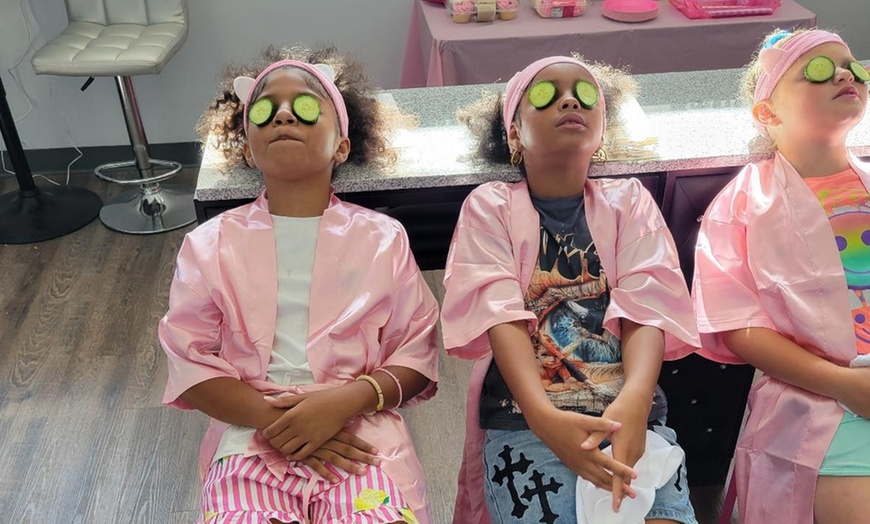 Image 3: Kids Spa Party - Drop-Off Sessions!