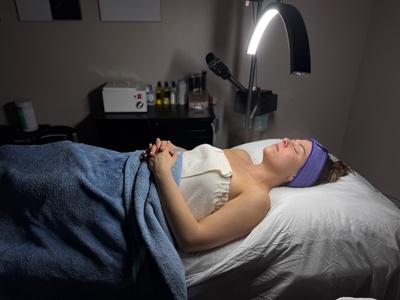 1 Choice of Facial Session (Up to 75 Minutes) - The Glitz Skin Studio