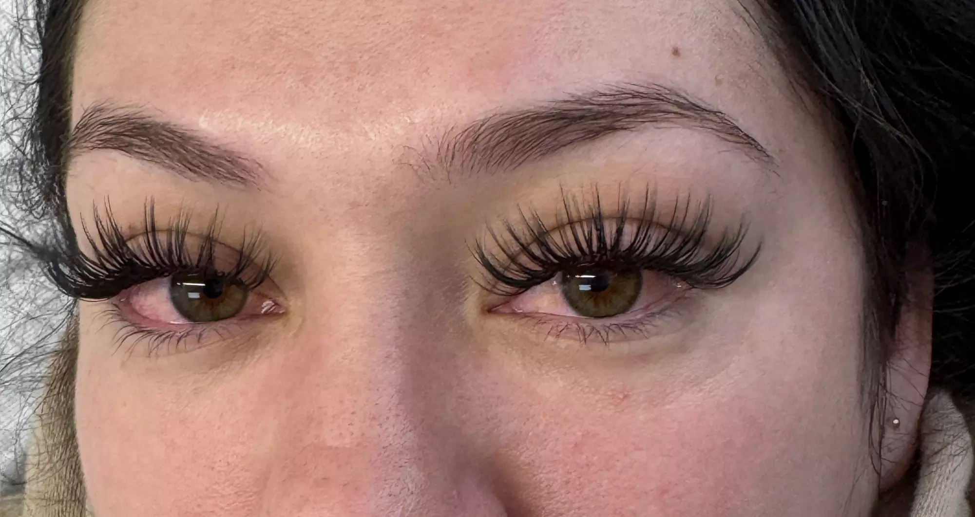 Enhance Your Look with Full Set of Eyelash Extensions