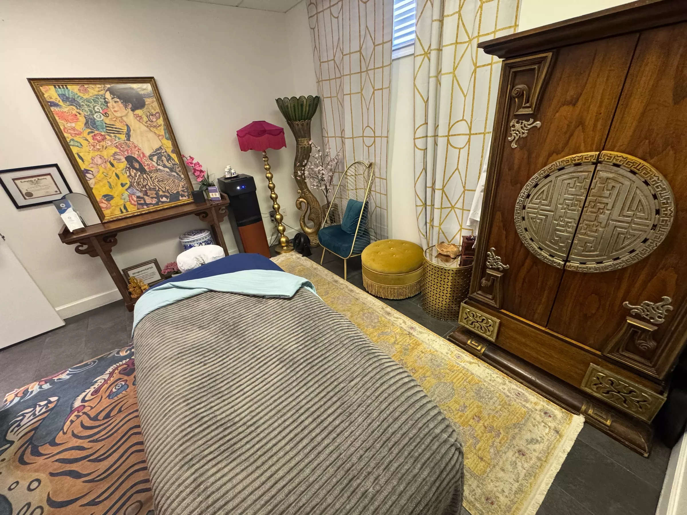 Relax with a 60min or 90min Deep Tissue Massage Experience