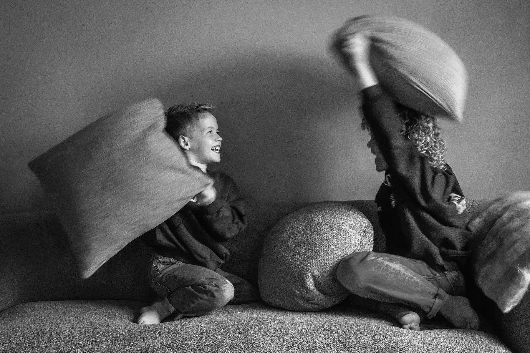 Natuurlijke en ontspannen fotoshoot naar keuze in een daglichtstudio