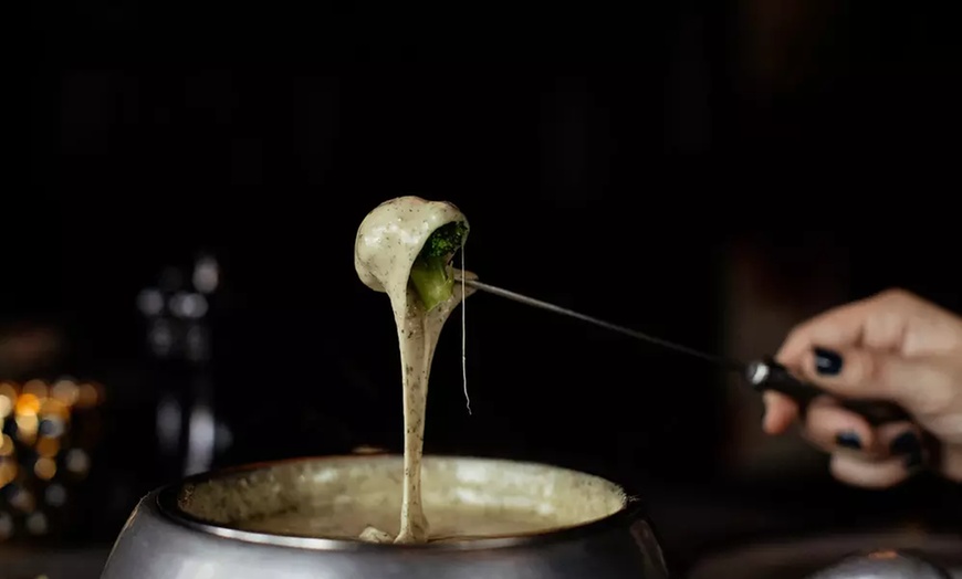 Image 2: 4-Course Le Freak Tasting & French Wine at La Fondue