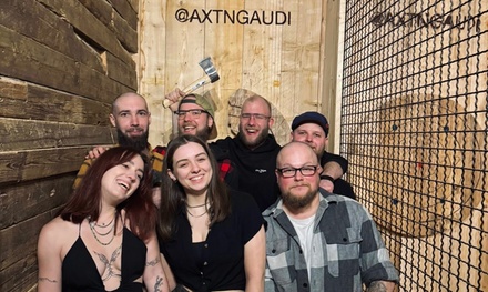 Axtwerfen auf eigener Bahn – 60 Minuten Spaß für 2 Personen - (Einlösbar Mo.–Sa) - Axt'n Gaudi Lüdenscheid