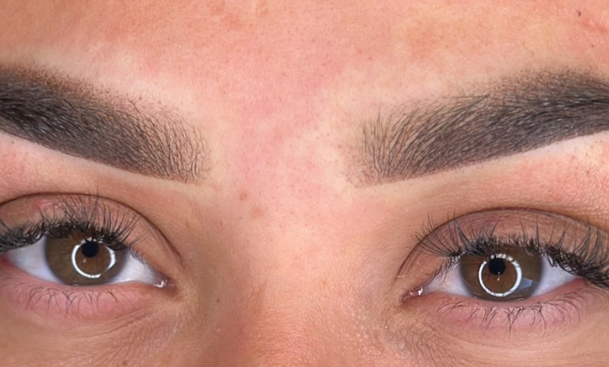 Image 2: Beauté du regard avec Maison De Beauté