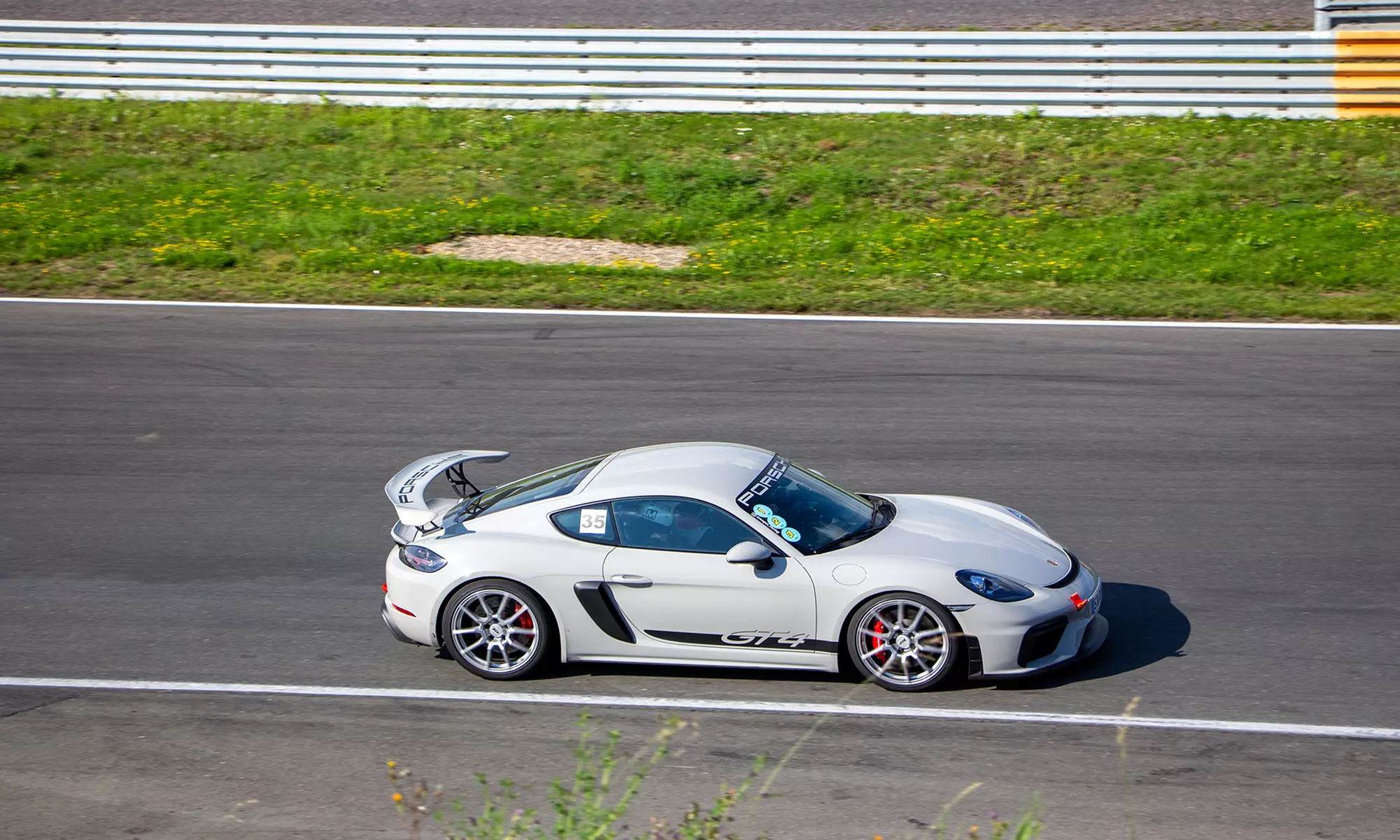 3–5 Runden im BMW oder Porsche zum Selber fahren