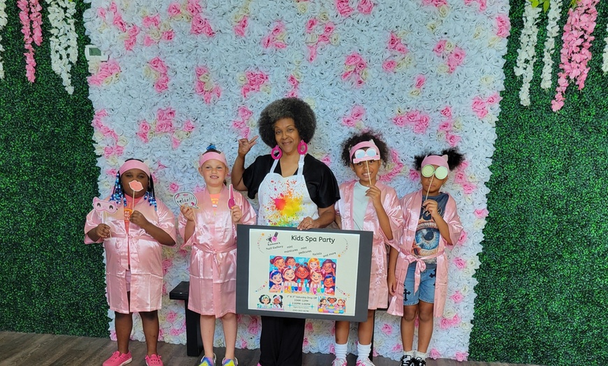 Image 1: Kids Spa Party - Drop-Off Sessions!