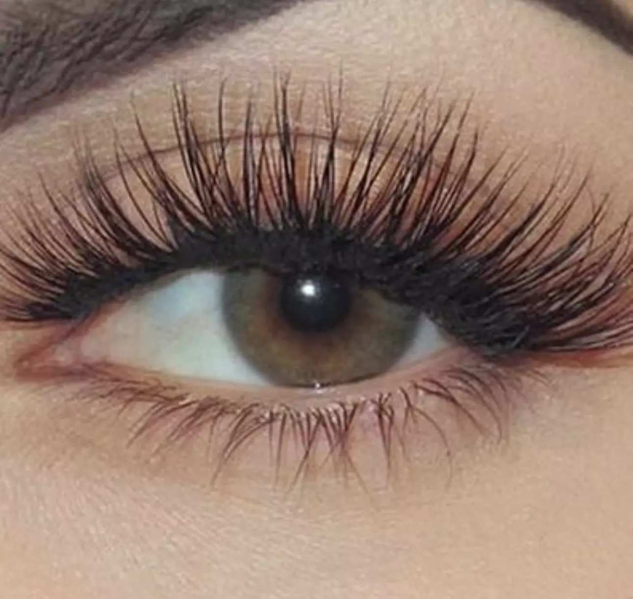 Experience Cynful Lashes' Glamorous Eyelash Lift and Extensions (Up to 49% Off) - Primary Image