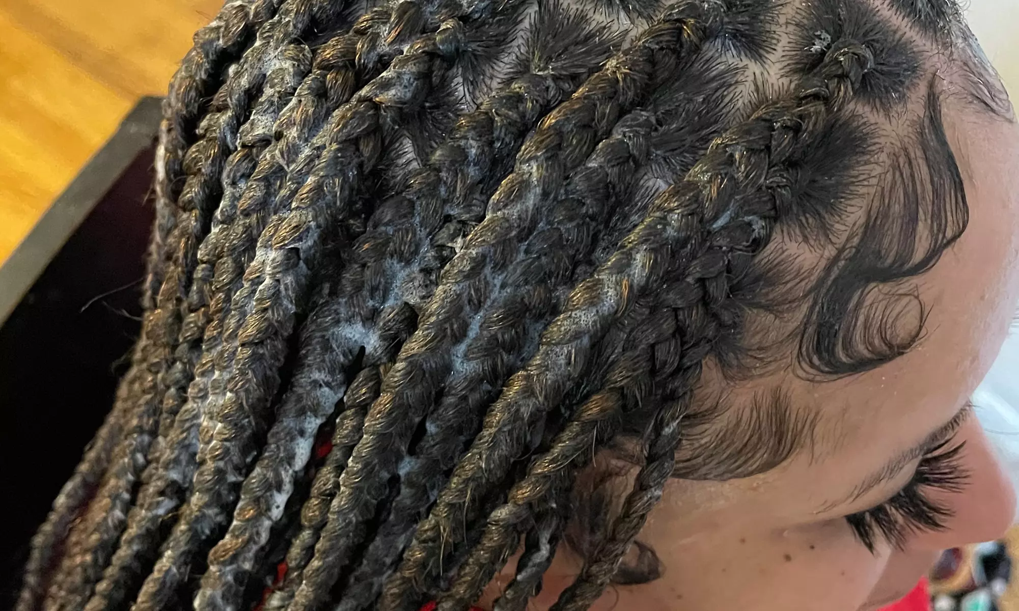 Transform Your Look with Various Knotless Braid Sessions