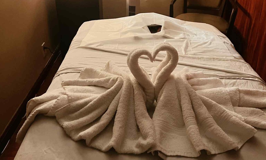Image 4: Up to 30% Off on Full Body Massage at Descanso Thai Massage
