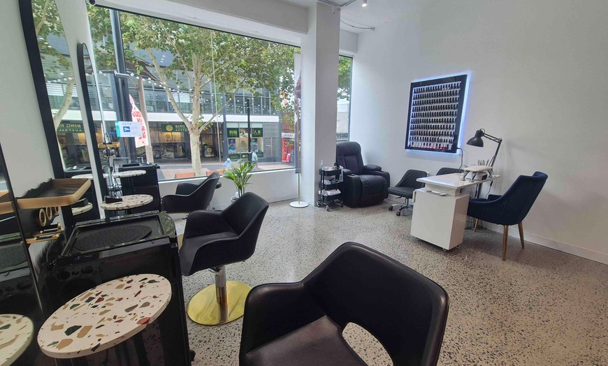 Image 4: Elevate Your Style with Expert Cuts, Blow Dry, Hair Botox - Up to 35% Off at The Beautyque