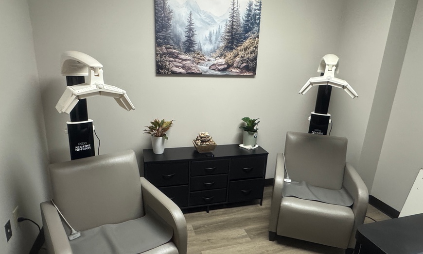 Image 5: Wellness Therapies: Infrared Sauna, Red Light, Pelvic Floor & More