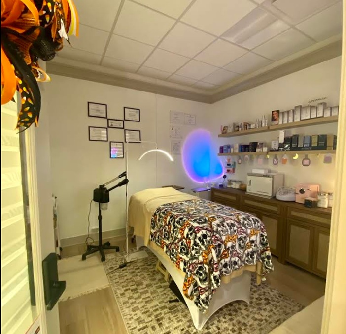 1, 2 or 3 Chemical Peel Treatment for Acne Pigmentation & Skin Renewal