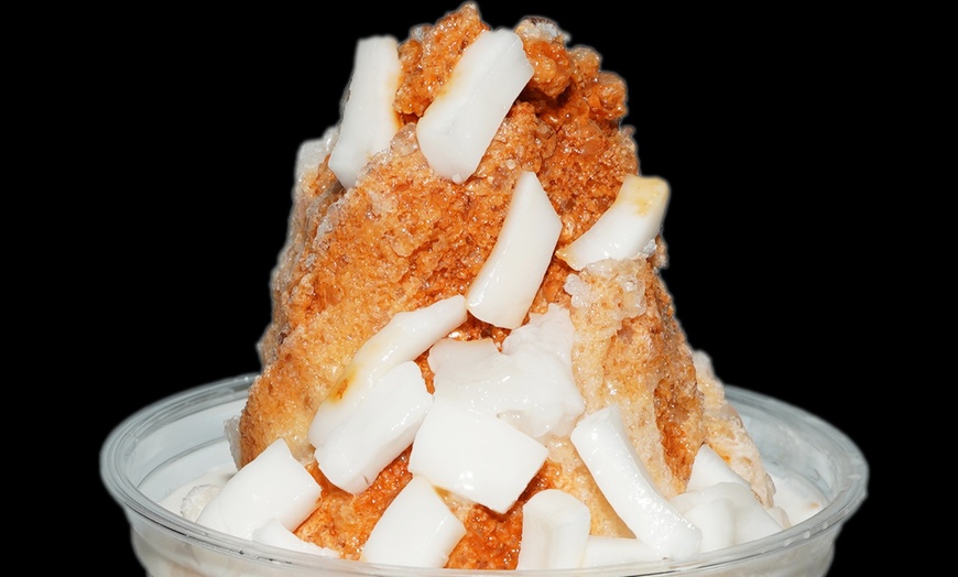 Image 3: Flavors with Our Coconut Lover Deal or  Couple Deal Gets 2 Drinks