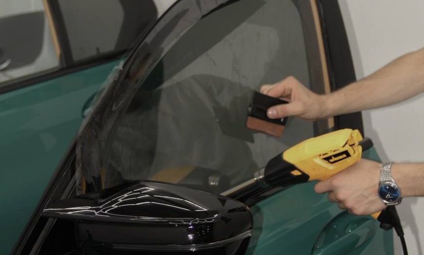 Image 5: Window Tinting Packages for Your Car