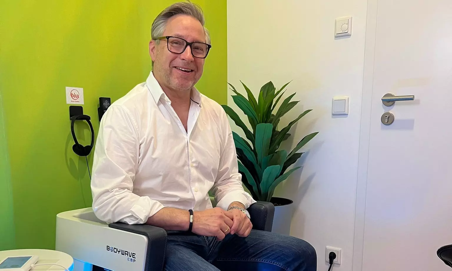 Für ein neues Körpergefühl: Bis zu 81% Rabatt auf die EMP-Beckenboden-Stärkung bei bixx Sun and Beauty Perlach. - Second Medium