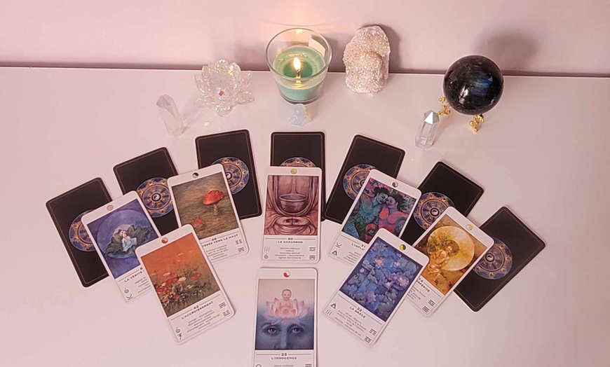 Image 1: Jusqu'à 53% de remise sur Médium / Astrologie / Diseur de bonne aventure chez Claudine voyance