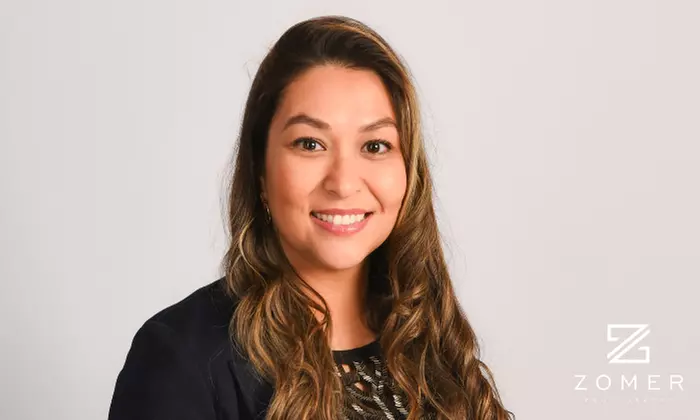 Bewerbungs-Fotoshooting inkl. 2 - 5 Bilder & Experience Card