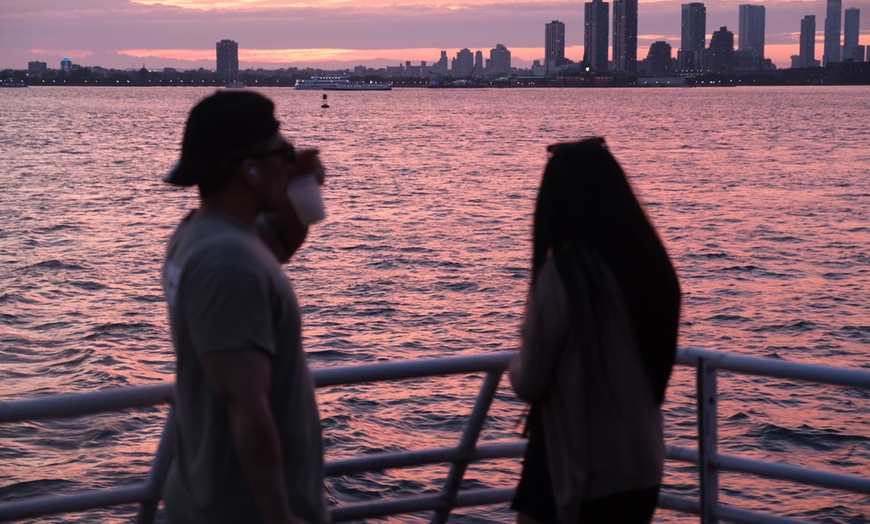 Image 7: Enjoy a Scenic NYC Evening Cruise with Iconic Views During Sunset
