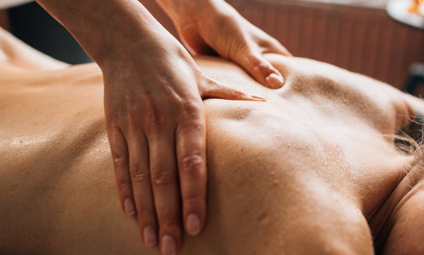Image 2: Do 38% zniżki na Masaż - Całe ciało w Piękno i Relax