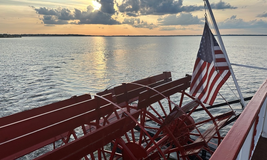 Image 6: Buffet Dinner Cruise on Historic Barbara-Lee Sternwheeler