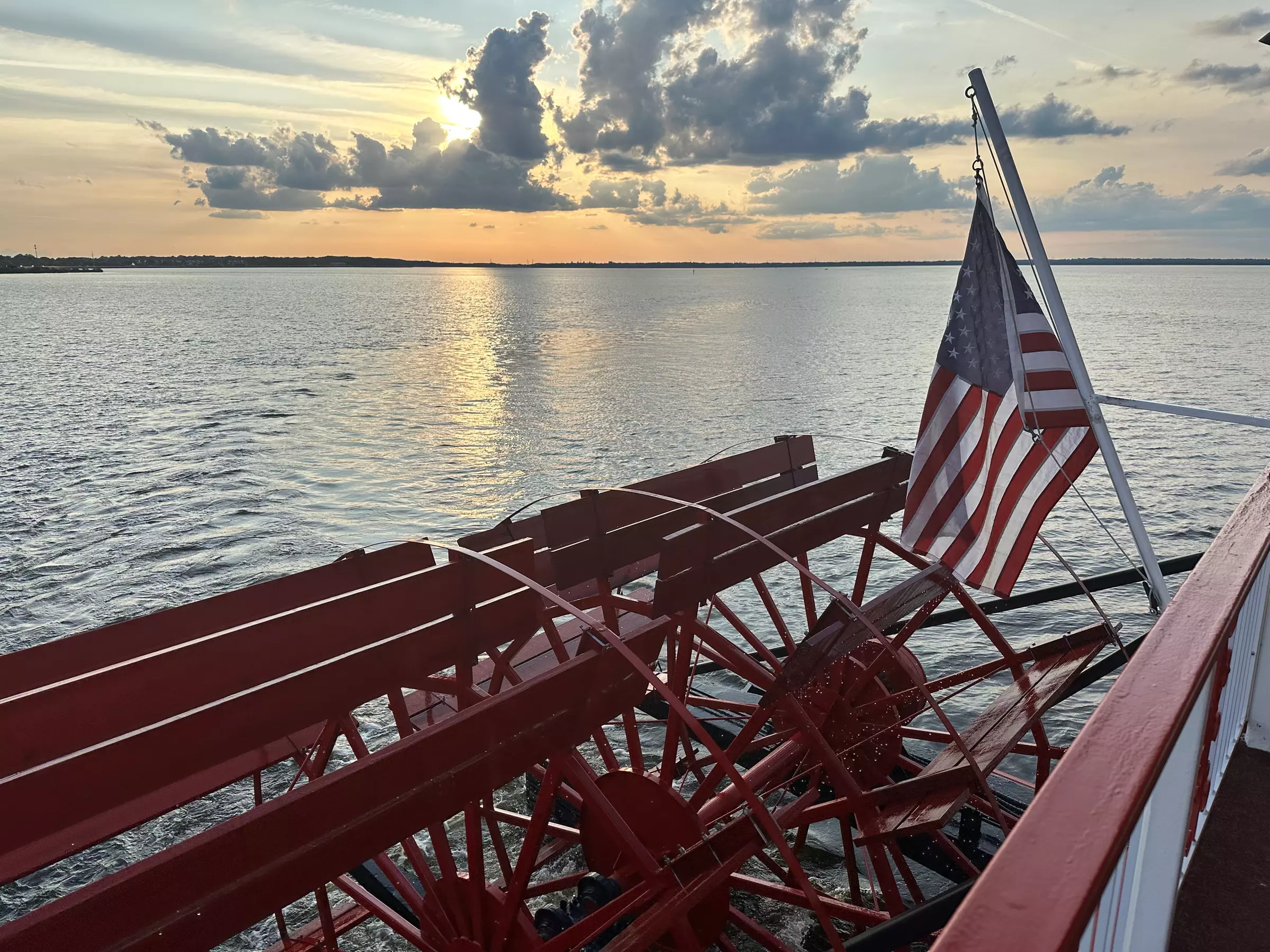 Buffet Dinner Cruise on Historic Barbara-Lee Sternwheeler