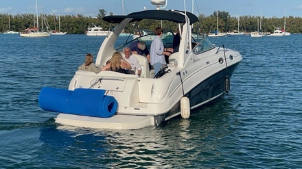 2 Hour Sea Ray Sundancer Boat Rental BYOB Up to 10 People - Miami Beach Boat Rental Deals