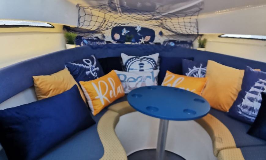 Image 5: Alquiler medio día de barco con titulación 6 personas o con patrón 4