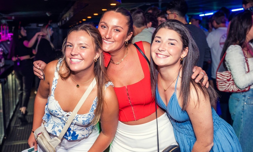 Image 2: For 1, 2, 3, 4, or 5: London Bar Crawl Sunday - Wednesday or Saturday