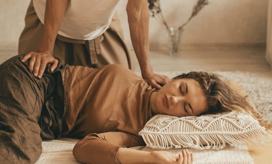 Image 6: Up to 50% Off on Pain Theraphy at StretchyMe