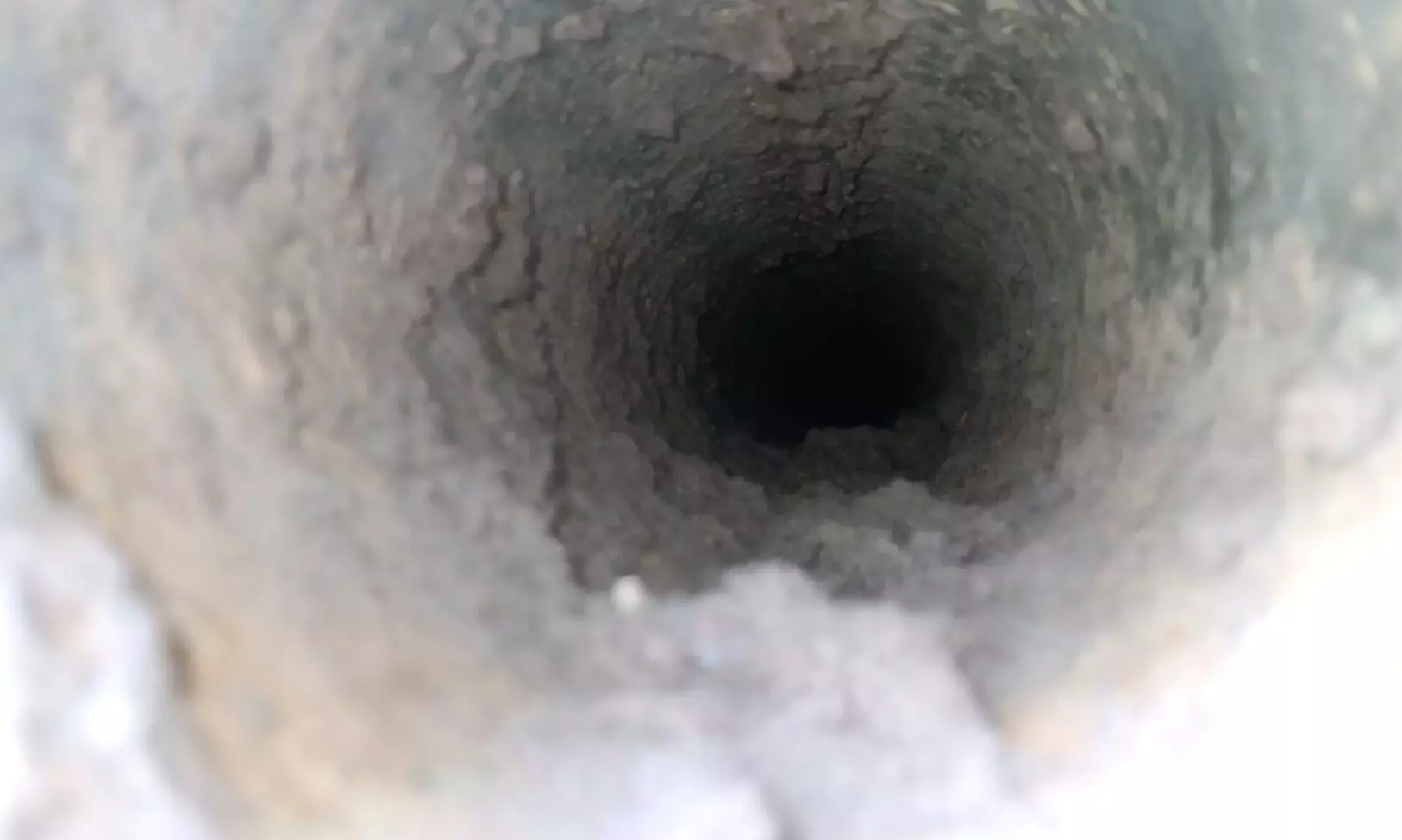 Professional dryer vent cleaning for safe airflow