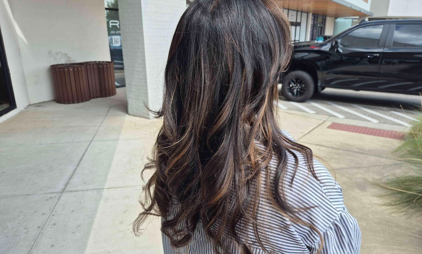 Image 3: Total Hair Transformation: Haircut, Style, Deep Condition & Ombre Highlights (Up to 57% Off!)