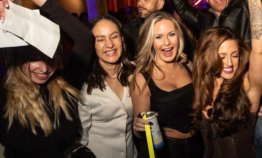 Image 6: Weekend Bar Crawls in Gaslamp District