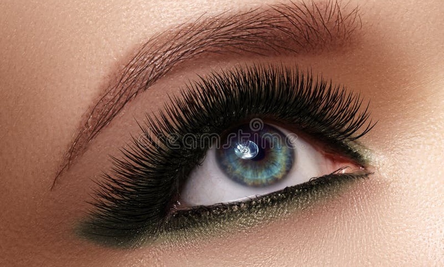 Image 2: One 3D Microblading Session w/ Or w/O Touchup, Eyeliner Upper Only