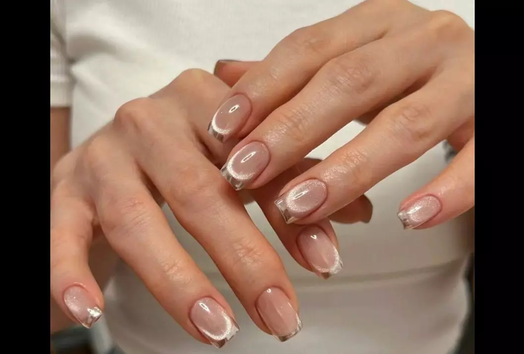Get Shellac Manicure, Luxury Pedicure, Dipping Nail Set, & More