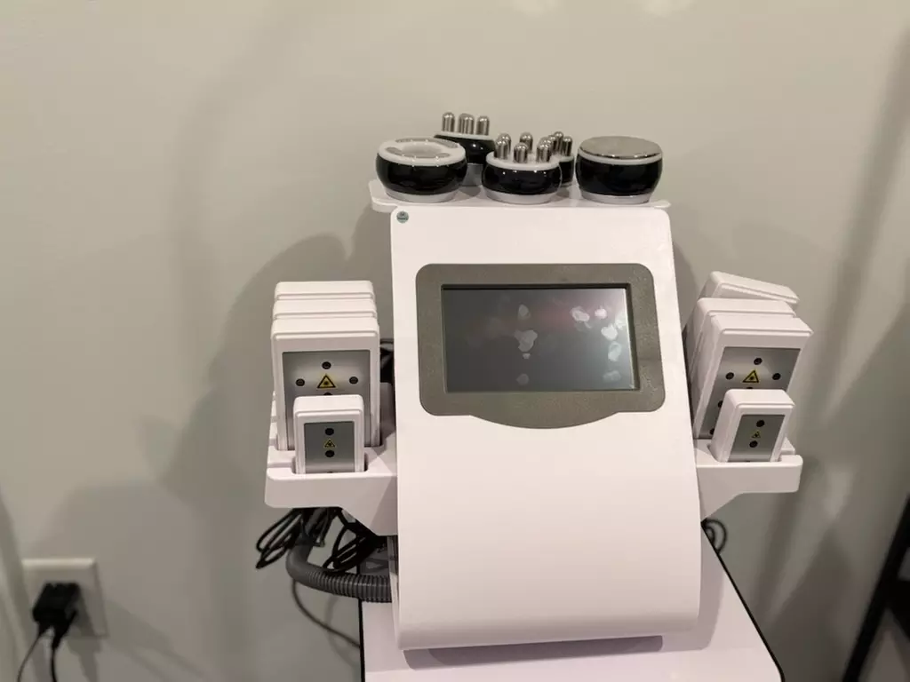 RF Skin Tightening – Firm & Smooth Skin with No Downtime