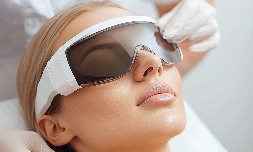Image 1: Transform Your Look with Cutting-Edge Laser Technology