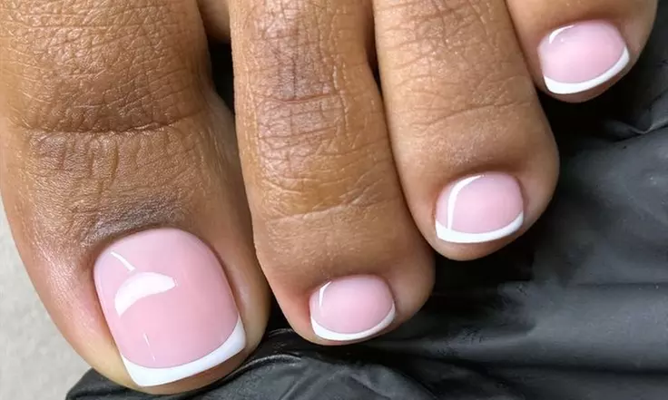 Russian Gel or Regular Pedicure Session for an Ultra Clean Finish