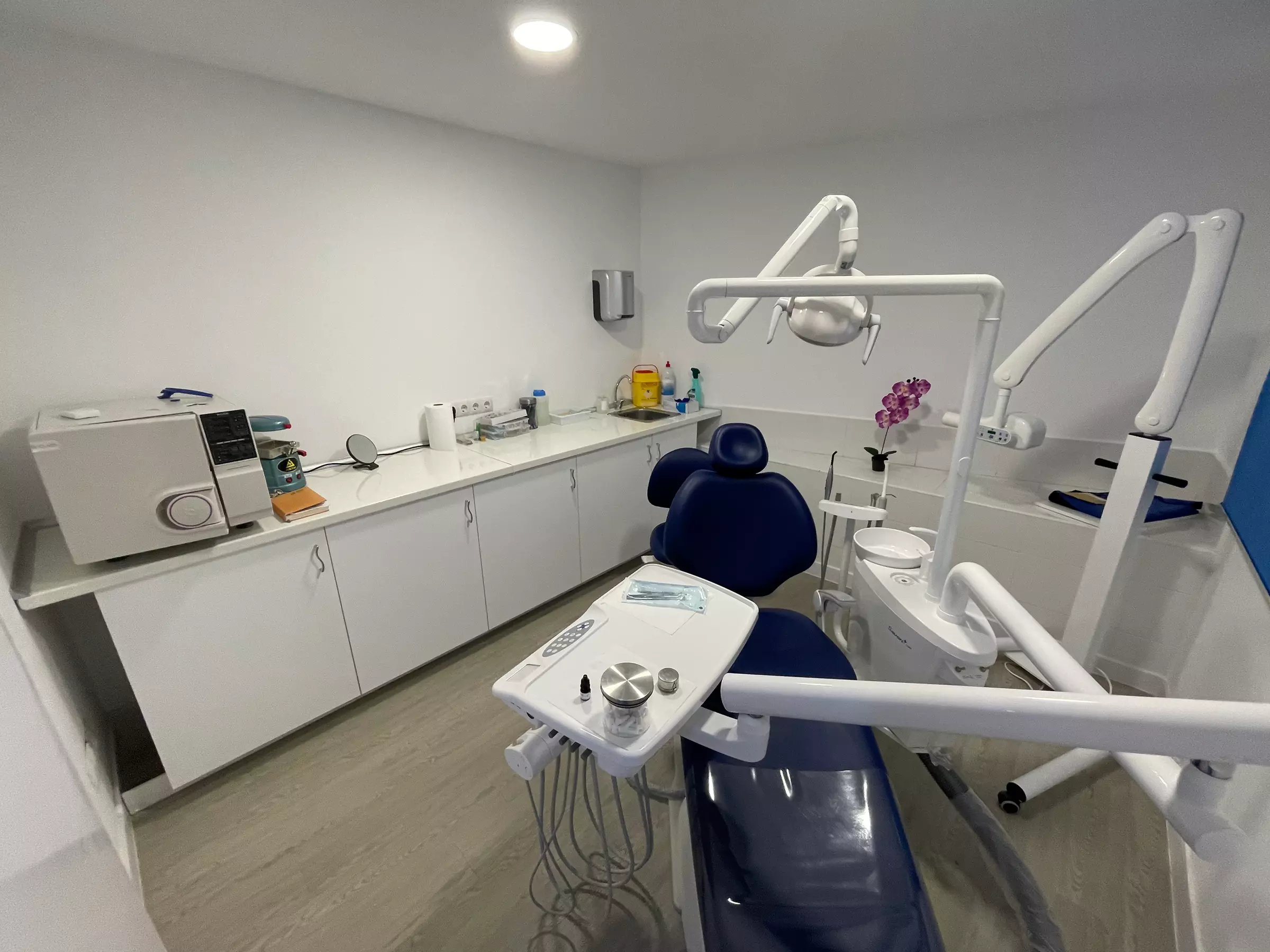 Hasta 53% de descuento en Limpieza dental Liscano León Dental
