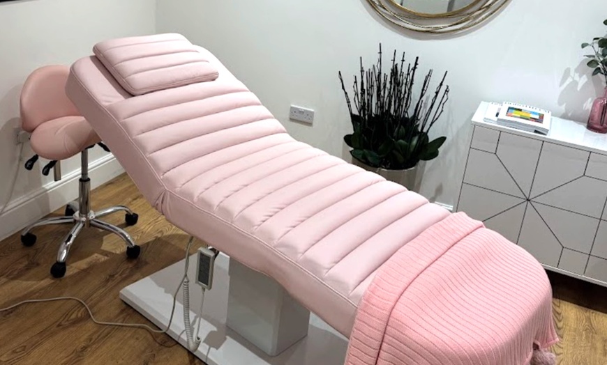 Image 5: Up to 57% Off on Microblading at Micro Glow PMU