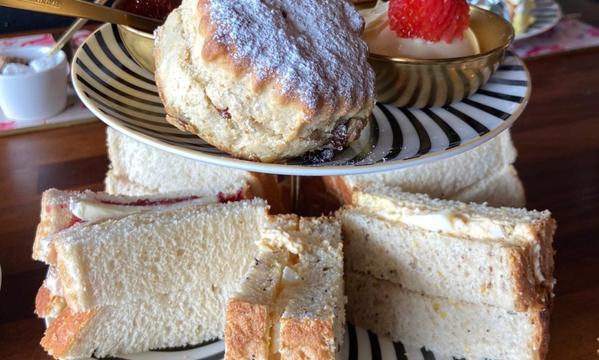 Image 1: Up to 40% Off on Afternoon Tea at venecci coffee lounge